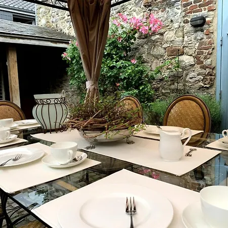 De Caractere Le Lys Bleu Limbourg