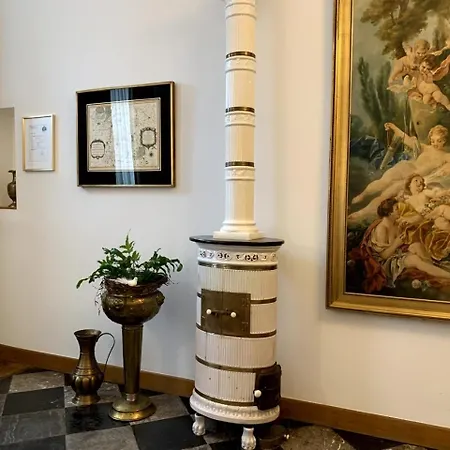 De Caractere Le Lys Bleu