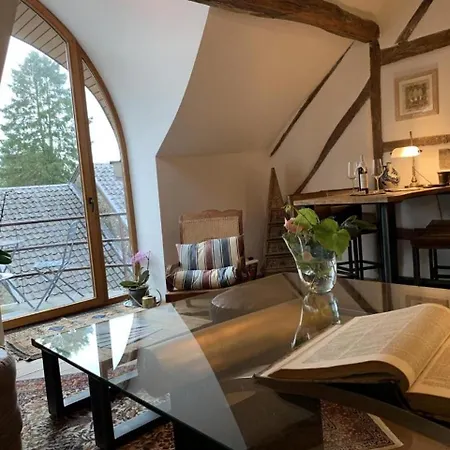 Holiday home De Caractere Le Lys Bleu
