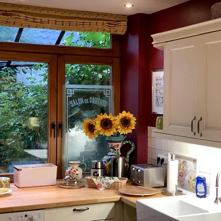 De Caractere Le Lys Bleu